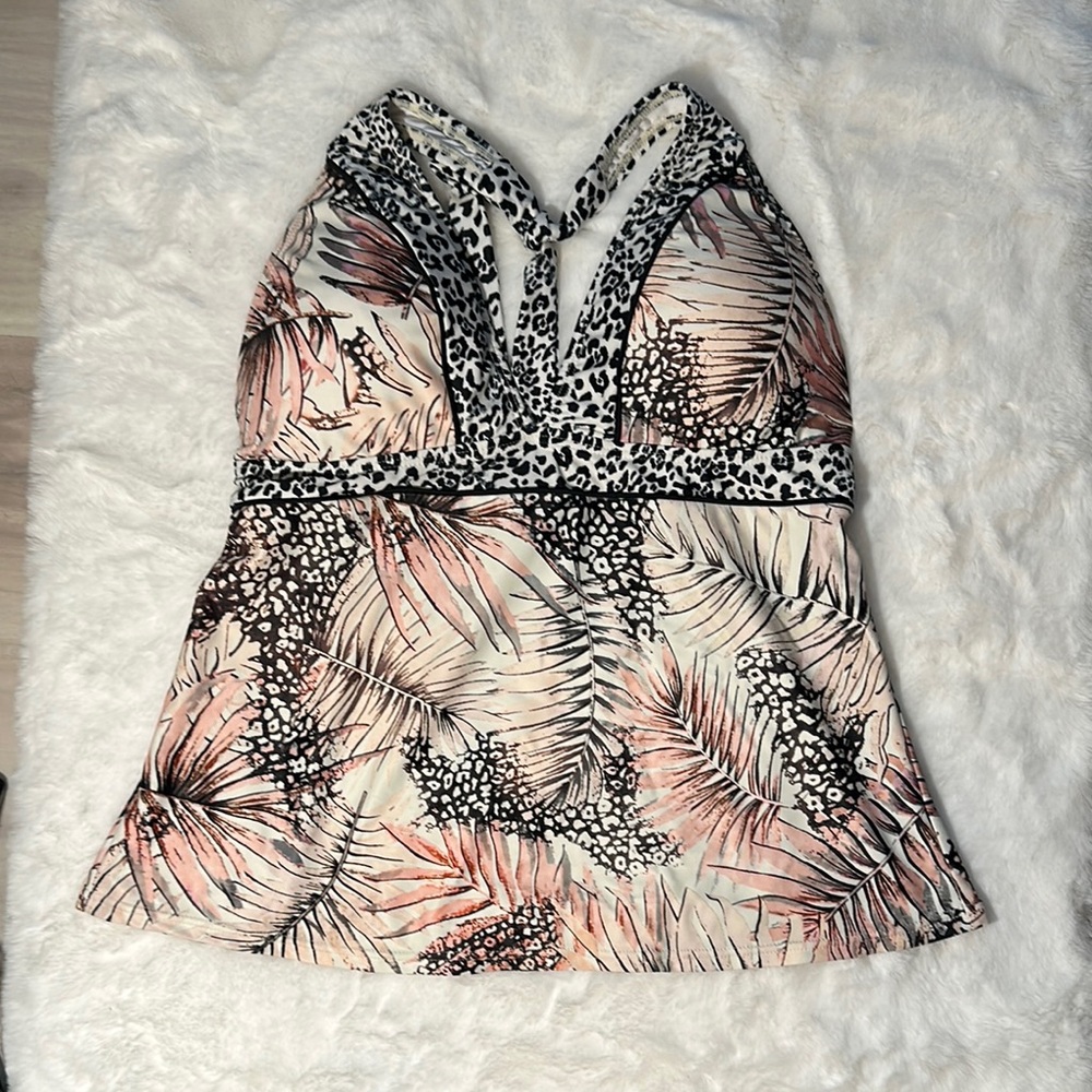 4/$20 🙈 VENUS Black and Pink Bustier Peplum Tank Top for Swim